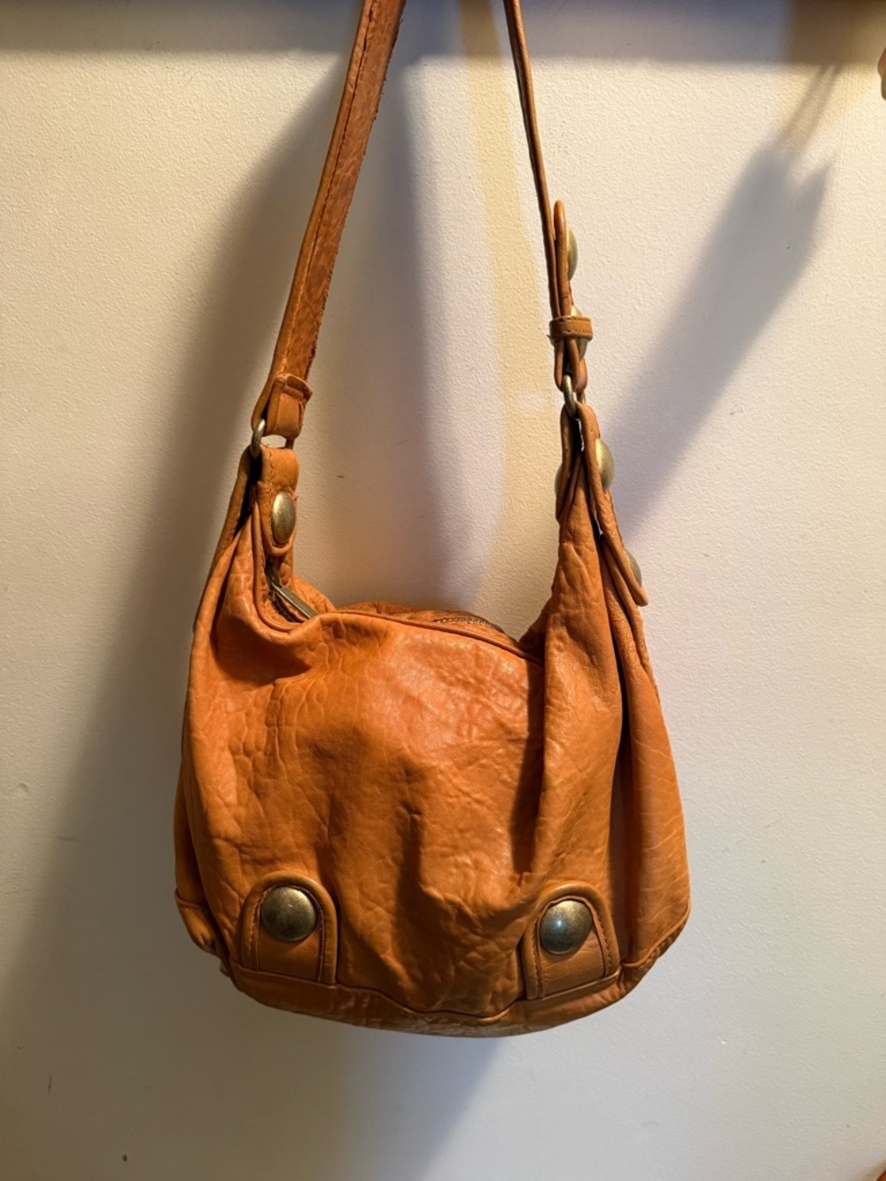 Cynthia Rowley Tan Leather Shoulder Hobo Bag EUC - Picture 2 of 11